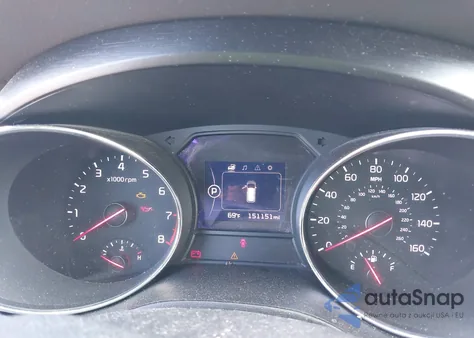 2017 Kia Sedona Lx z USA, uszkodzony, nr VIN KNDMB5C16H6265656